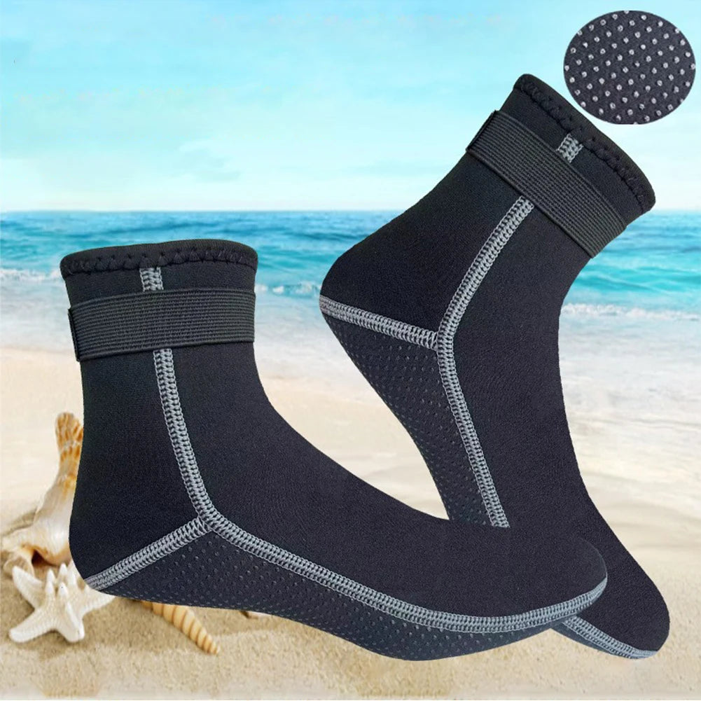 3mm Water Socks Anti-Slip Beach Volleyball Socks Thermal Wetsuit Footwear for Diving Snorkeling Kayaking Paddling for Men Women