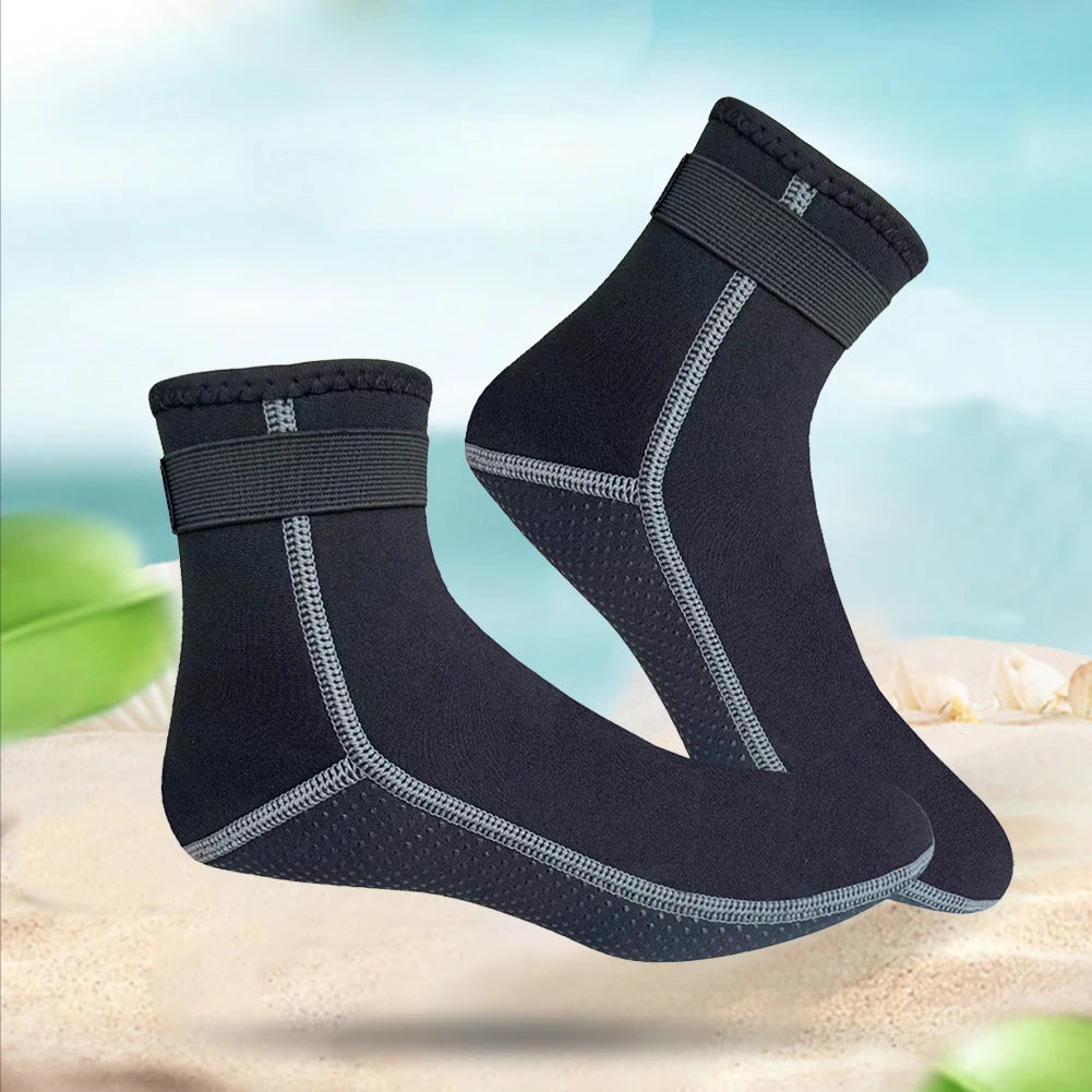 3mm Water Socks Anti-Slip Beach Volleyball Socks Thermal Wetsuit Footwear for Diving Snorkeling Kayaking Paddling for Men Women