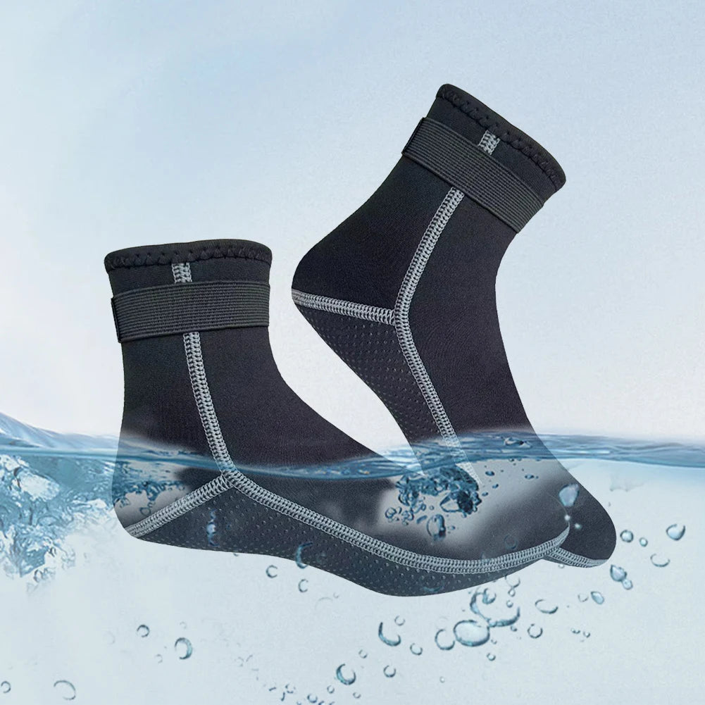 3mm Water Socks Anti-Slip Beach Volleyball Socks Thermal Wetsuit Footwear for Diving Snorkeling Kayaking Paddling for Men Women